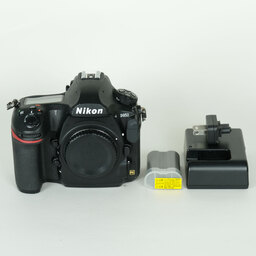 Nikon D850 Nikon D850
