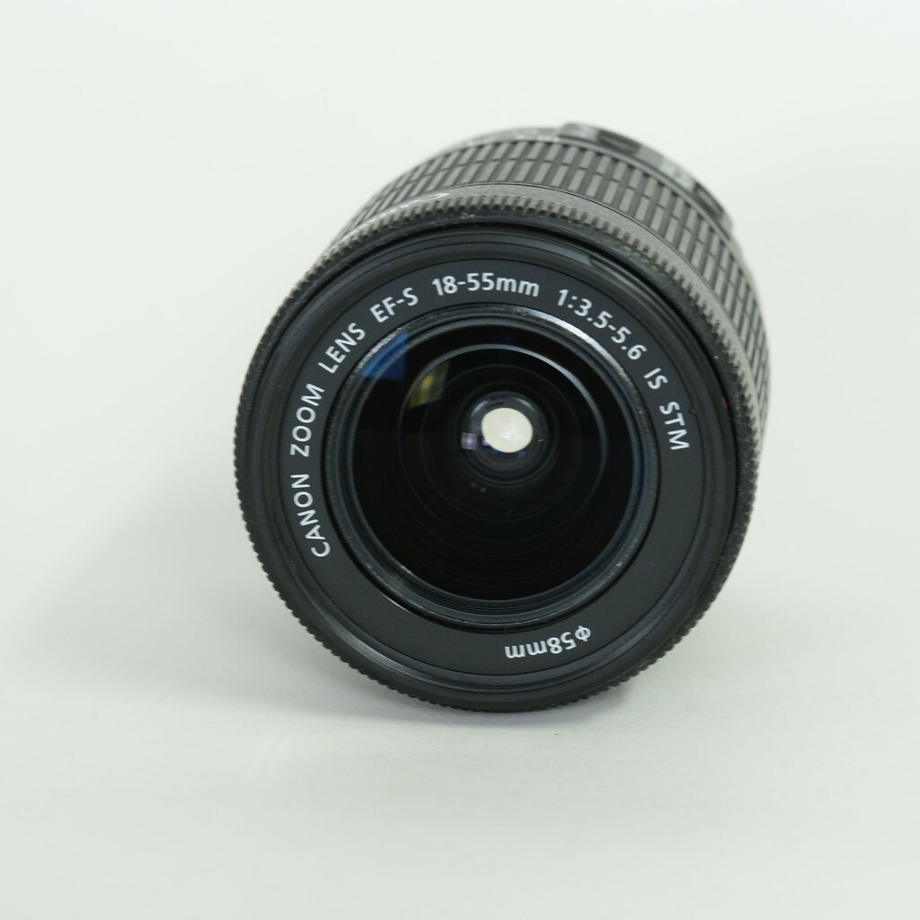 Canon EF-S18-55mm F3.5-5.6 IS STM