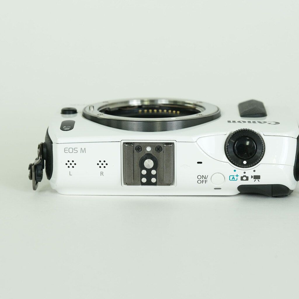 Canon EOS M ボディ ホワイト