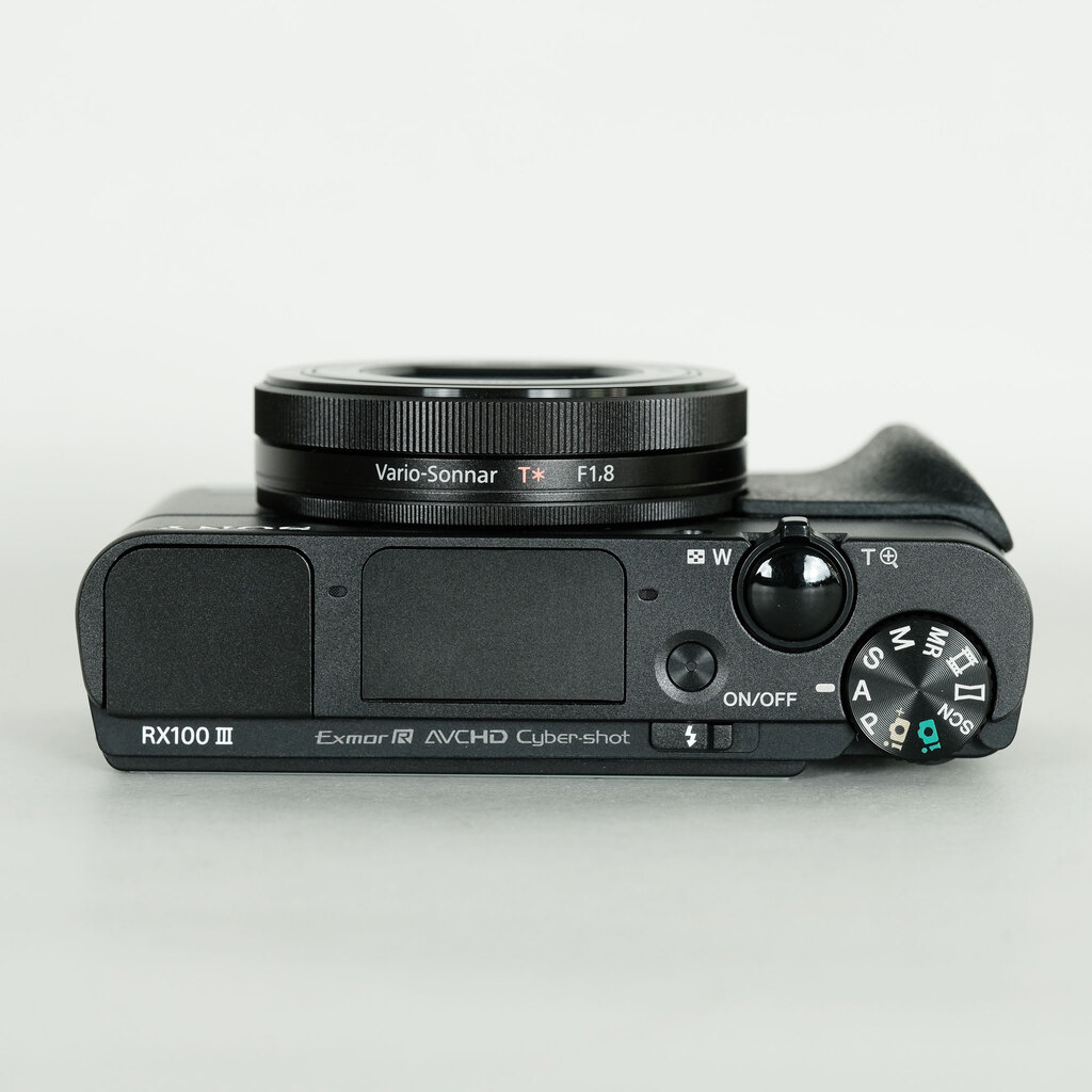SONY Cyber-shot DSC-RX100M3