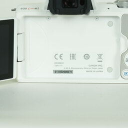 Canon EOS Kiss M2