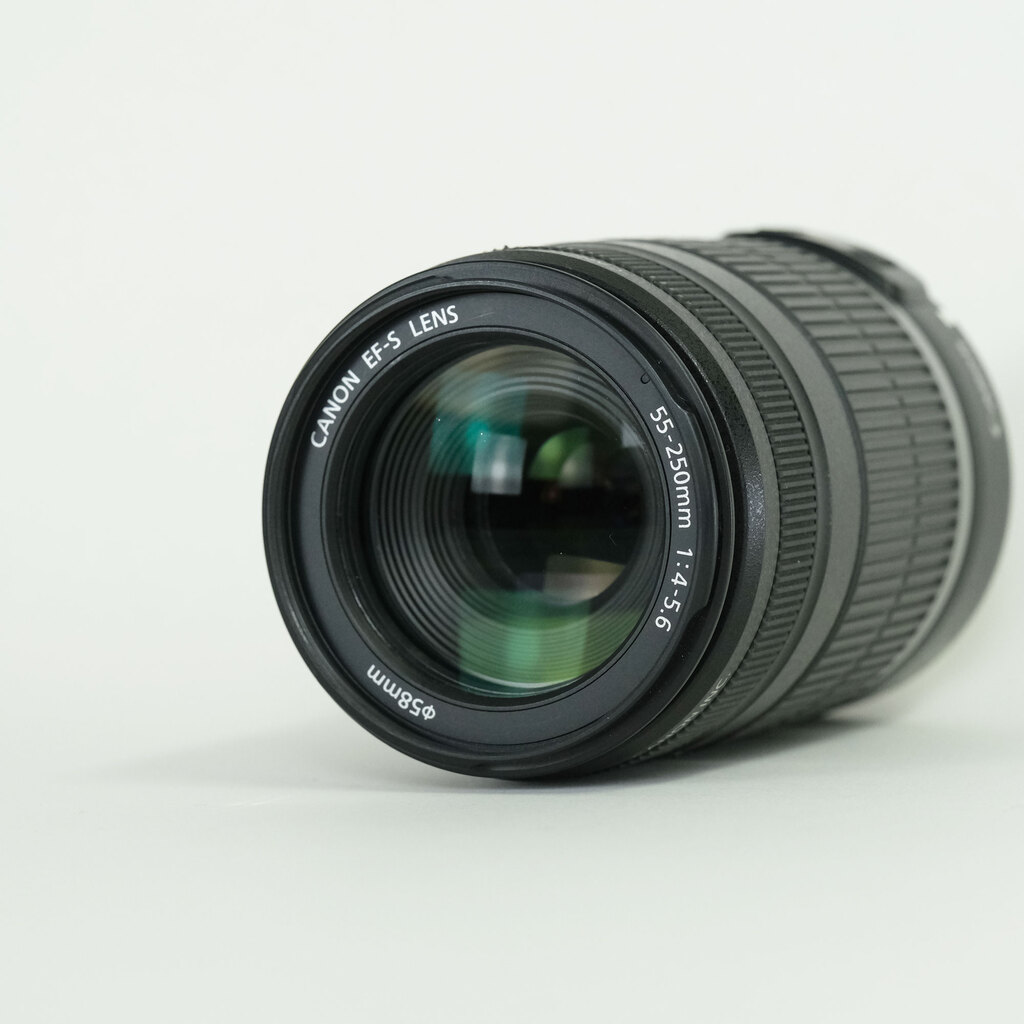 Canon EF-S55-250mm F4-5.6 IS Canon EF-S55-250mm F4-5.6 IS