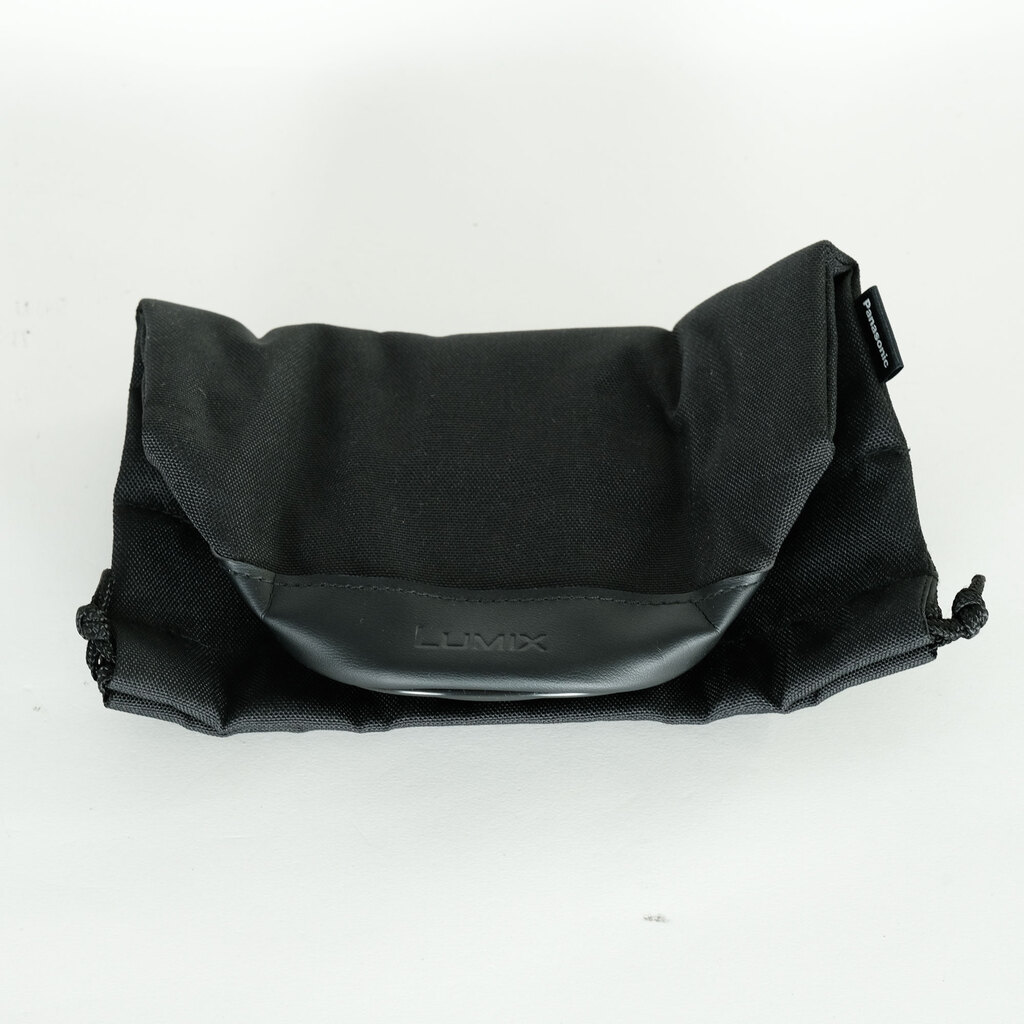 Panasonic LEICA DG ELMARIT 200mm / F2.8 / POWER O.I.S.