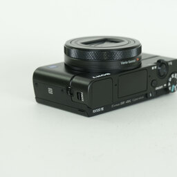 SONY Cyber-shot DSC-RX100M7