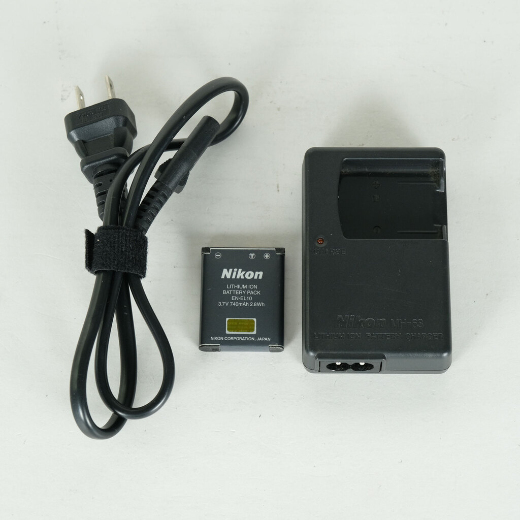 Nikon COOLPIX S600 チタンシルバーの出品 | ONE SCENE（ワンシーン）