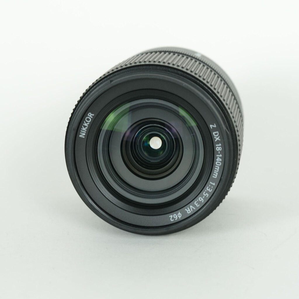 Nikon NIKKOR Z DX 18-140mm f/3.5-6.3 VR Nikon NIKKOR Z DX 18-140mm f/3.5-6.3 VR