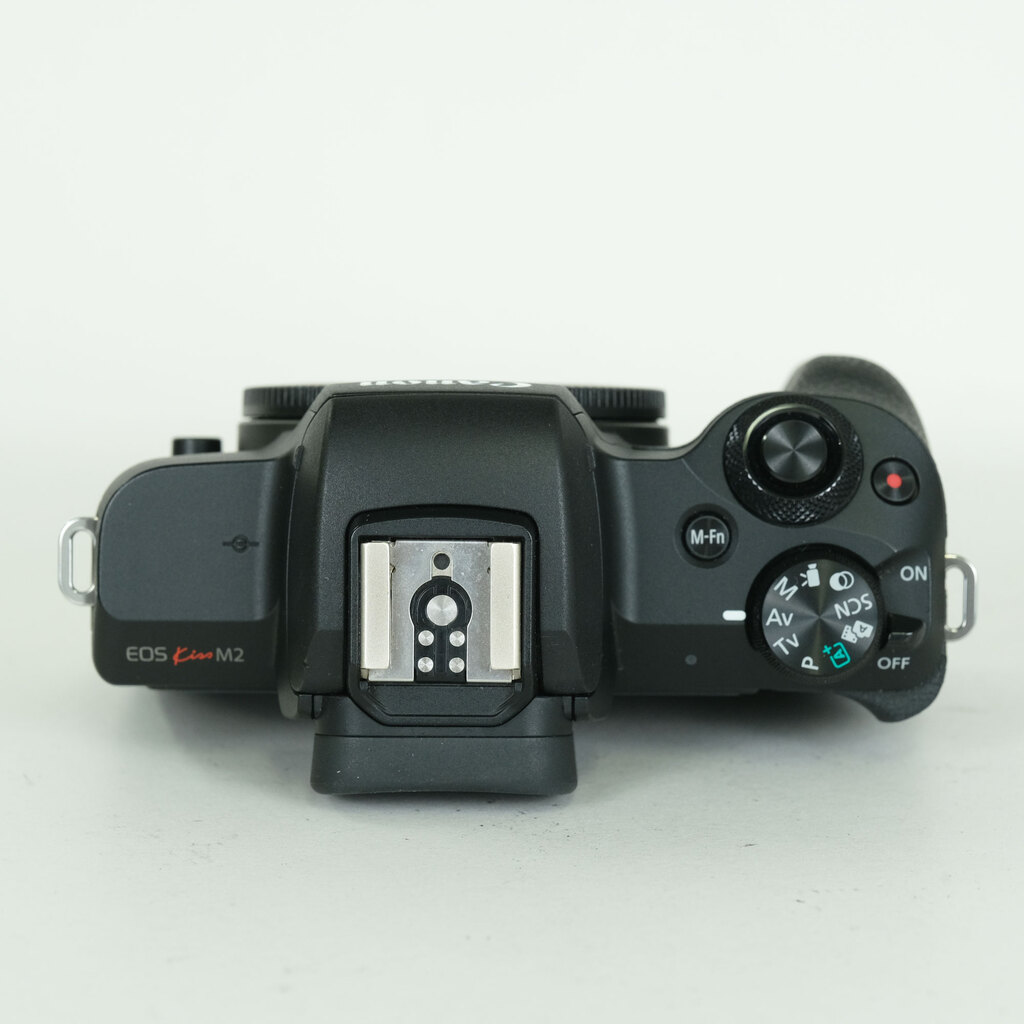 Canon EOS Kiss M2