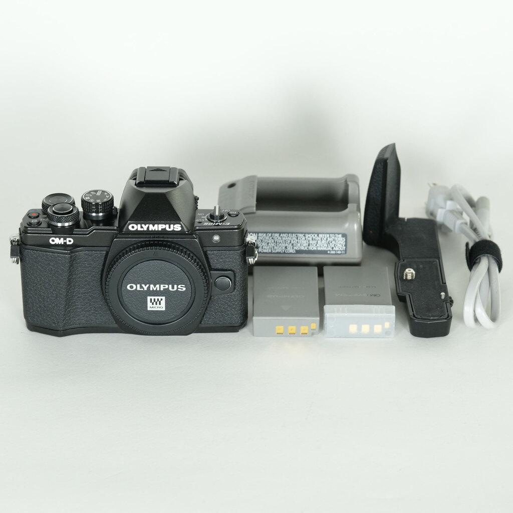 OLYMPUS OM-D E-M10 Mark II