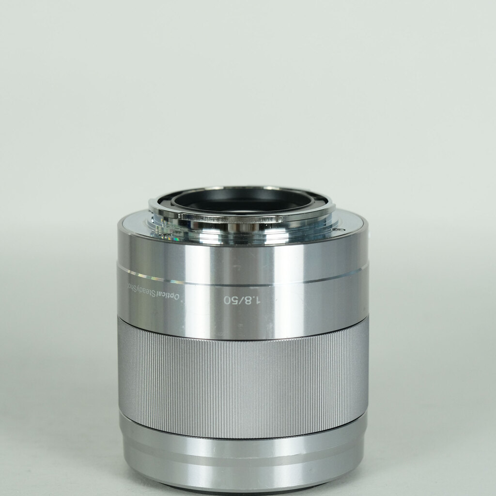 SONY E 50mm F1.8 OSS SEL50F18の出品 | ONE SCENE（ワンシーン）