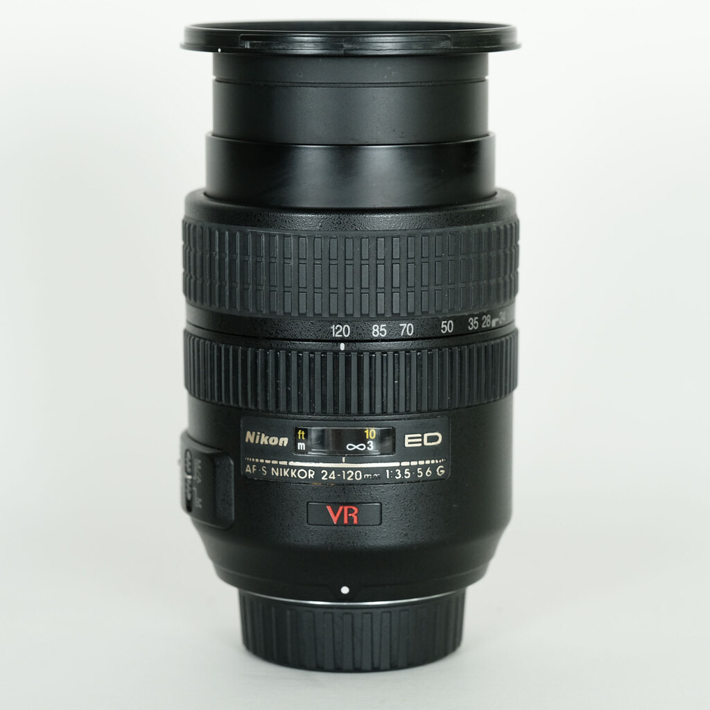 Nikon AF-S VR Zoom-Nikkor 24-120mm F3.5-5.6G IF-ED