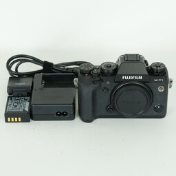 FUJIFILM X-T1
