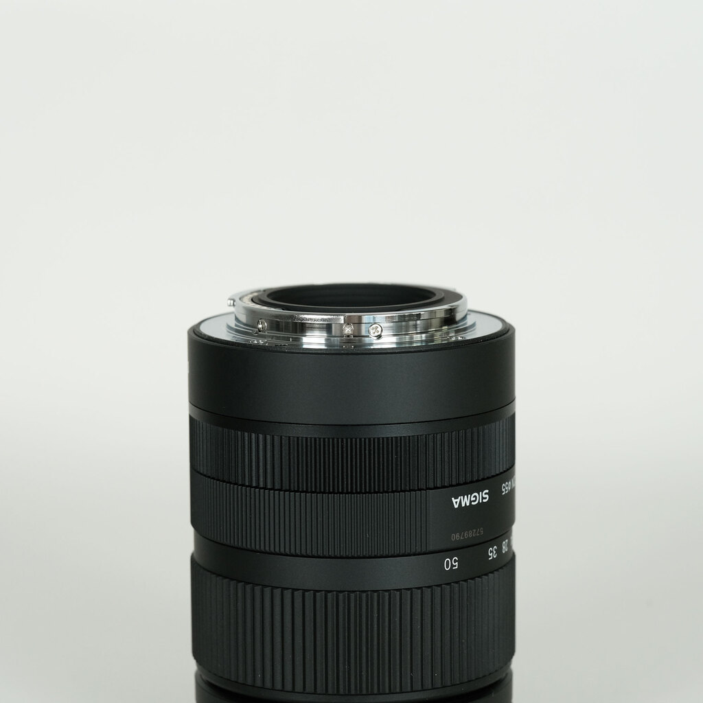 SIGMA 18-50mm F2.8 DC DN｜Contemporary [ソニーE用]