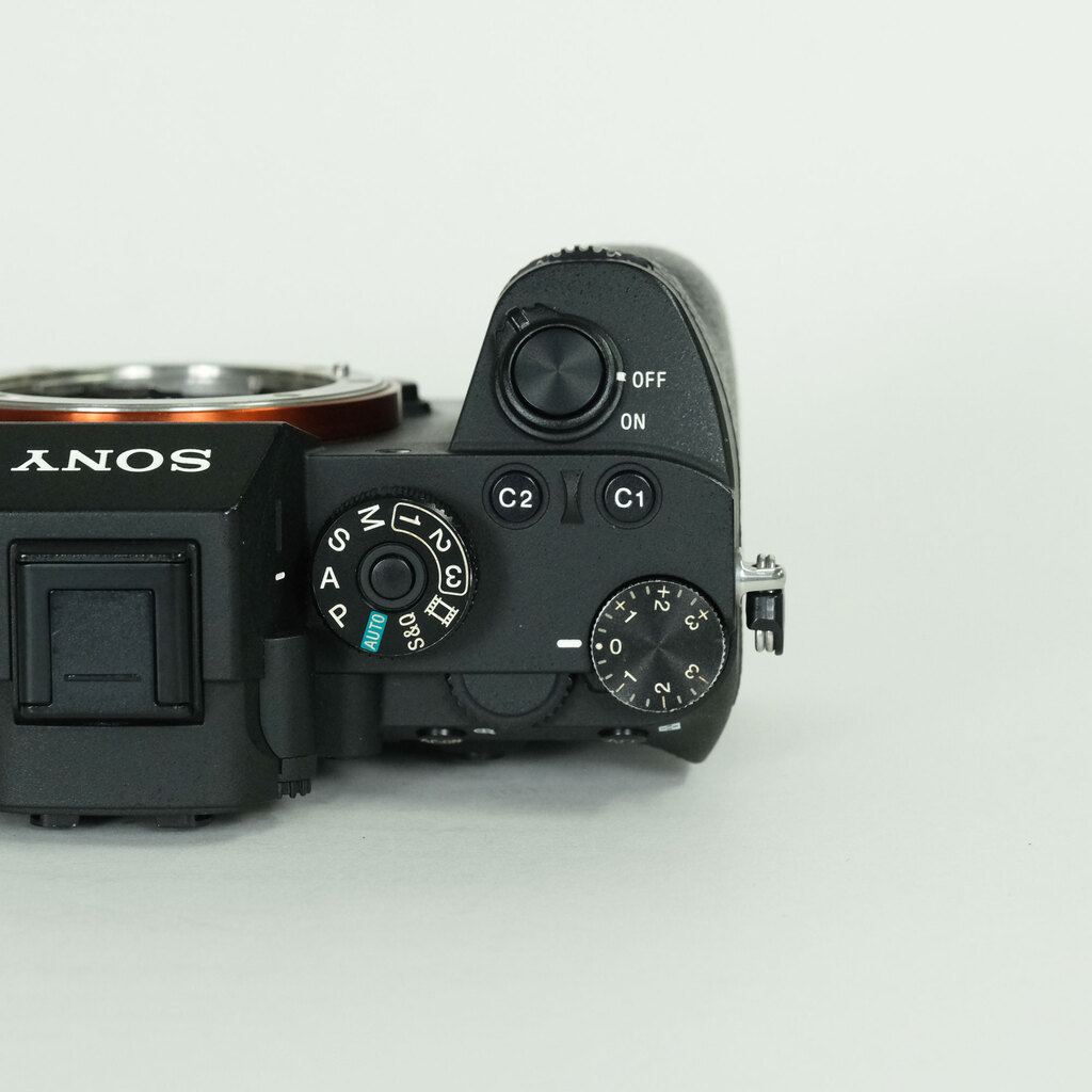 SONY α7R III(ILCE-7RM3) SONY α7R III(ILCE-7RM3)