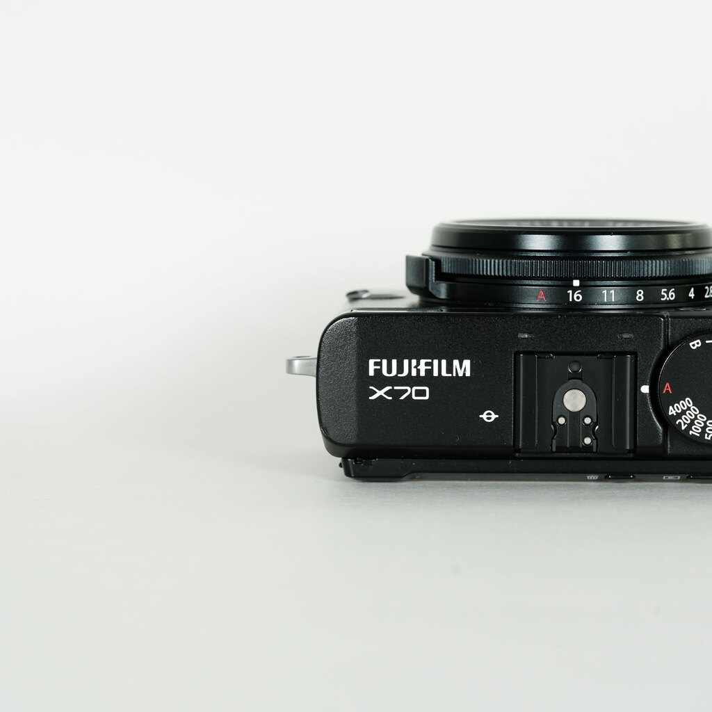 FUJIFILM X70 ブラック