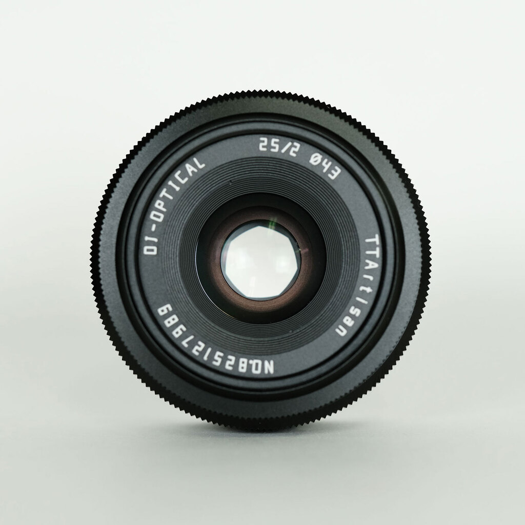 銘匠光学 TTArtisan 25mm F2 C (フジフイルムX用) ブラック 銘匠光学 TTArtisan 25mm F2 C (フジフイルムX用) ブラック