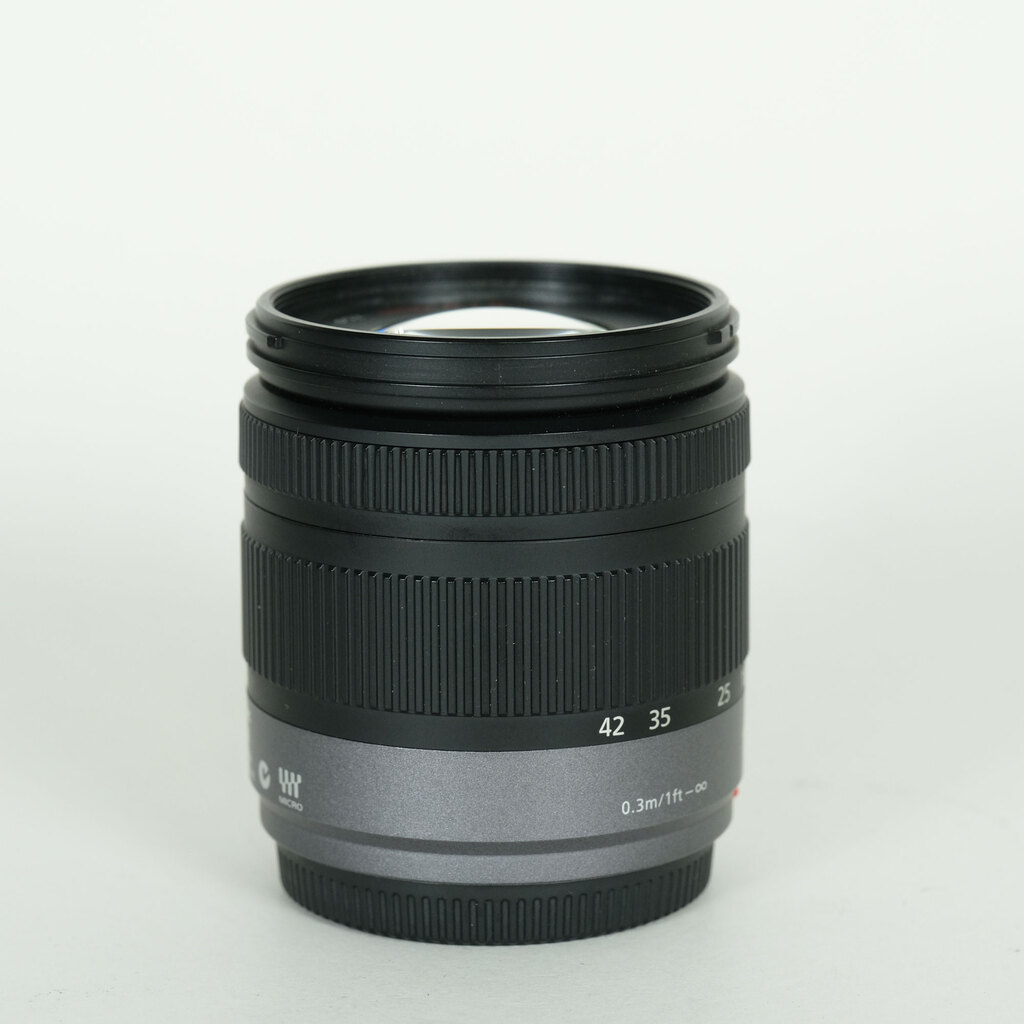 Panasonic LUMIX G 14-42mm F3.5-5.6 ASPH. MEGA O.I.S. H-FS014042 Panasonic LUMIX G 14-42mm F3.5-5.6 ASPH. MEGA O.I.S. H-FS014042