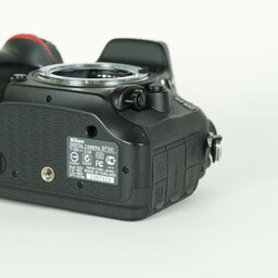 Nikon D7100