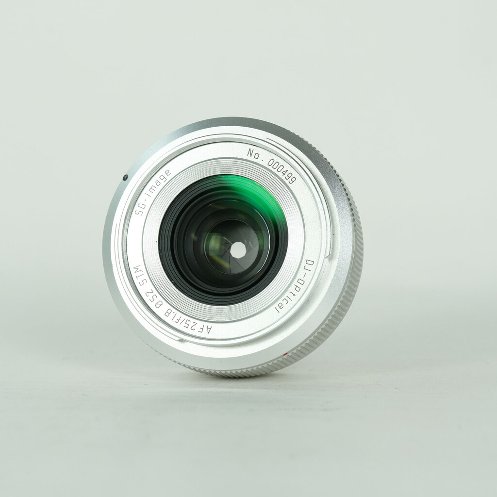 SG-image AF 25mm F1.8 Type II [フジフイルムX用]の出品 | ONE SCENE