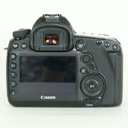 Canon EOS 5D Mark IV