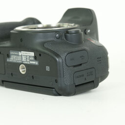 Canon EOS Kiss X8i Canon EOS Kiss X8i