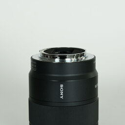 SONY E 18-135mm F3.5-5.6 OSS SEL18135