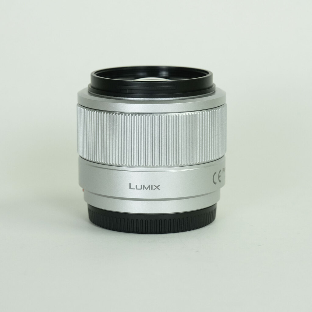 Panasonic LUMIX G 25mm F1.7 ASPH.
