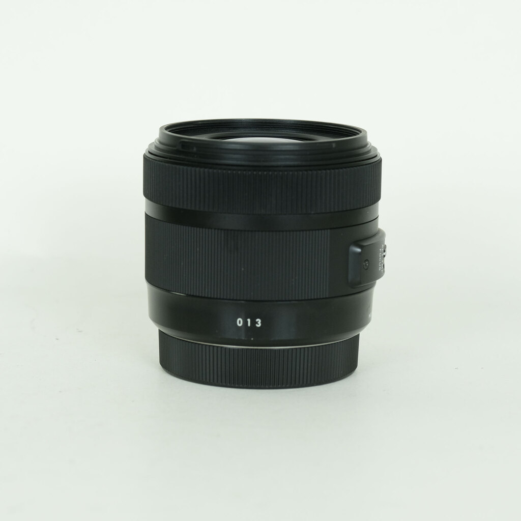 SIGMA 30mm F1.4 DC HSM | Art [キヤノン用]