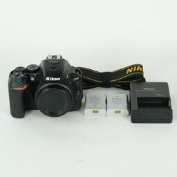 Nikon D5600