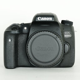 Canon EOS 8000D