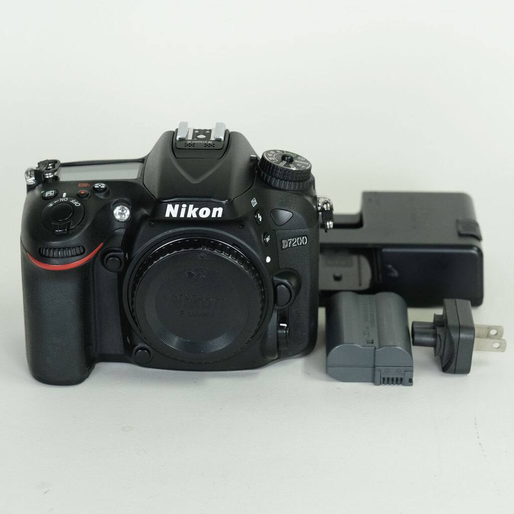 Nikon D7200