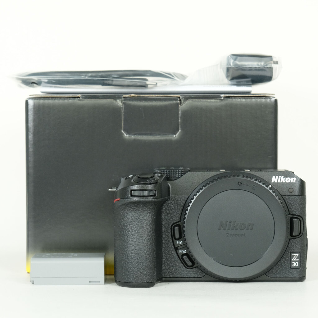 Nikon Z30 [�{�f�B]
