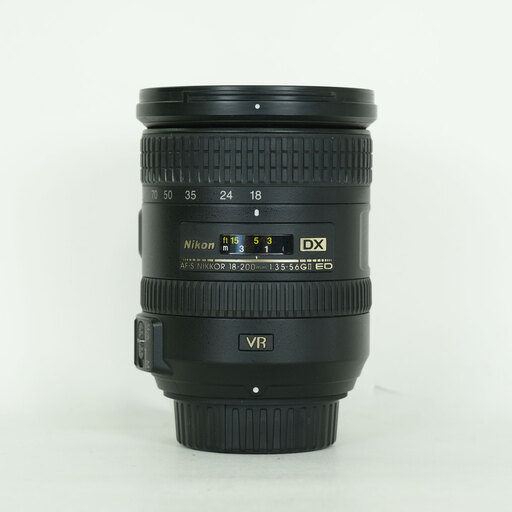 Nikon AF-S DX NIKKOR 18-200mm F3.5-5.6G ED VR II