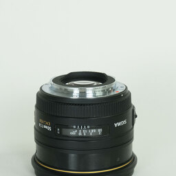 SIGMA 50mm F1.4 EX DG HSM (キヤノンEF用)