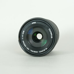 OLYMPUS M.ZUIKO DIGITAL ED 40-150mm F4.0-5.6 R