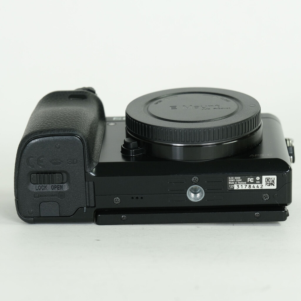 SONY α6000（ILCE-6000）