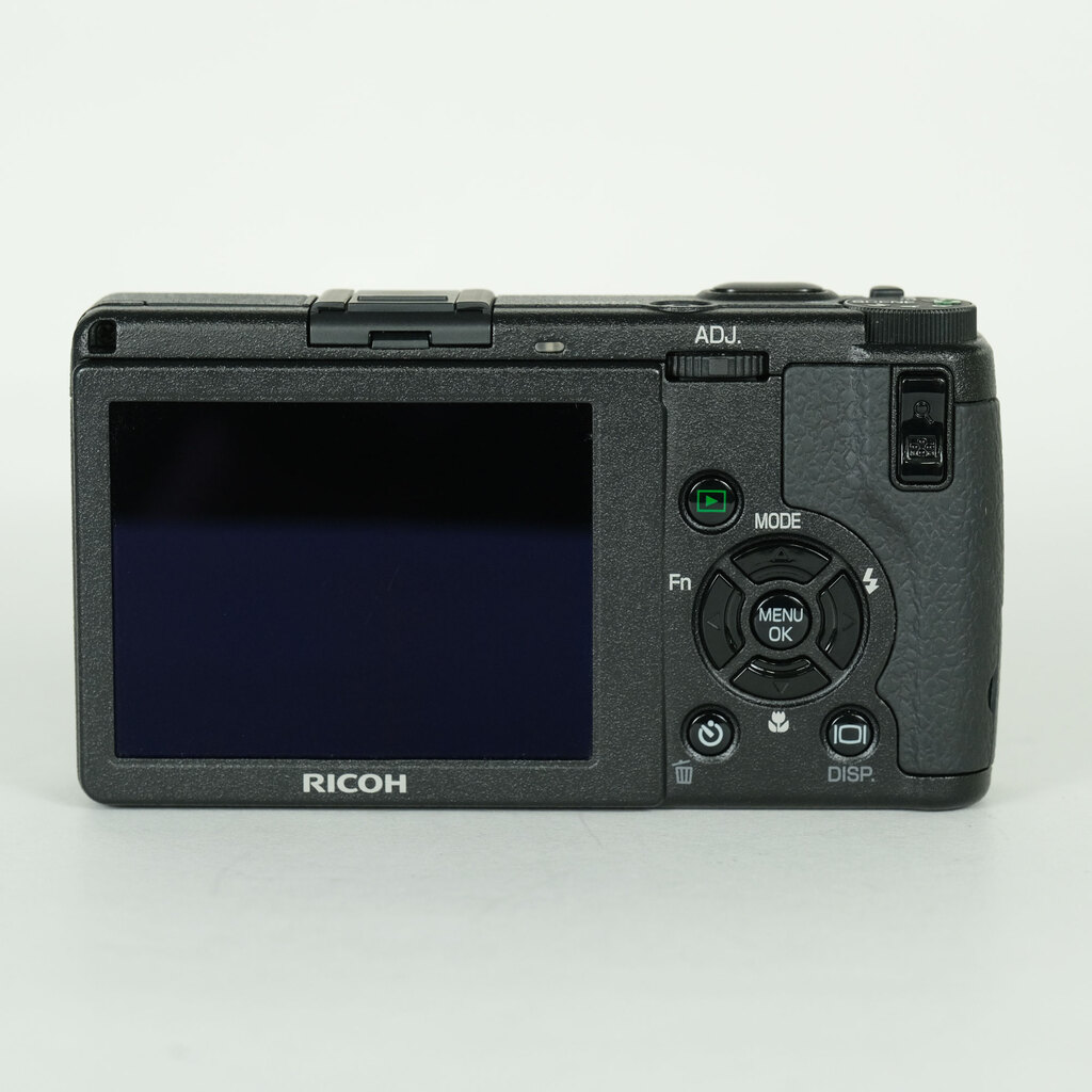 RICOH GR DIGITAL II