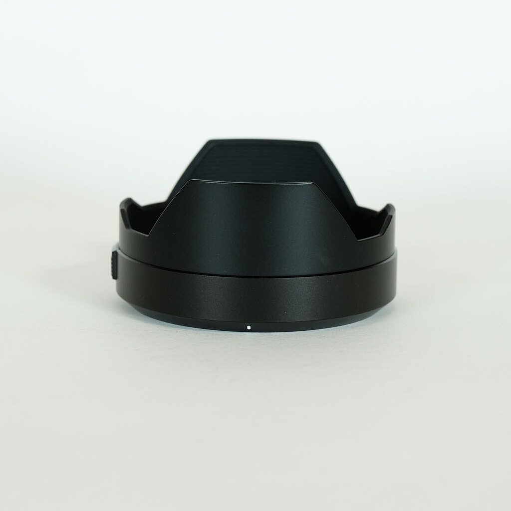 Panasonic LEICA DG VARIO-ELMARIT 12-60mm / F2.8-4.0 ASPH. / POWER O.I.S.