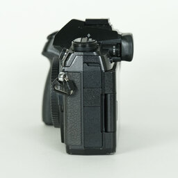 OLYMPUS OM-D E-M1 Mark II