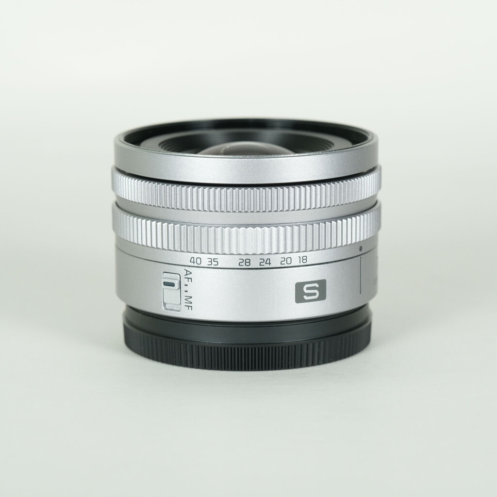 Panasonic LUMIX S 18-40mm F4.5-6.3の出品 | ONE SCENE（ワンシーン）