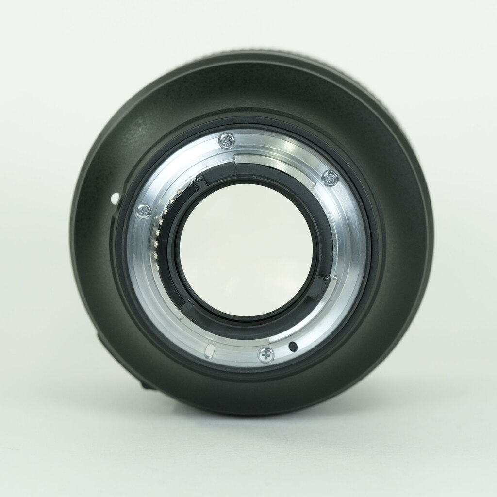 Nikon AF-S NIKKOR 105mm f/1.4E ED Nikon AF-S NIKKOR 105mm f/1.4E ED