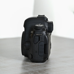 Canon EOS 6D Mark II