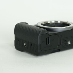 Canon EOS R50 V