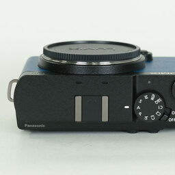 Panasonic LUMIX DC-S9