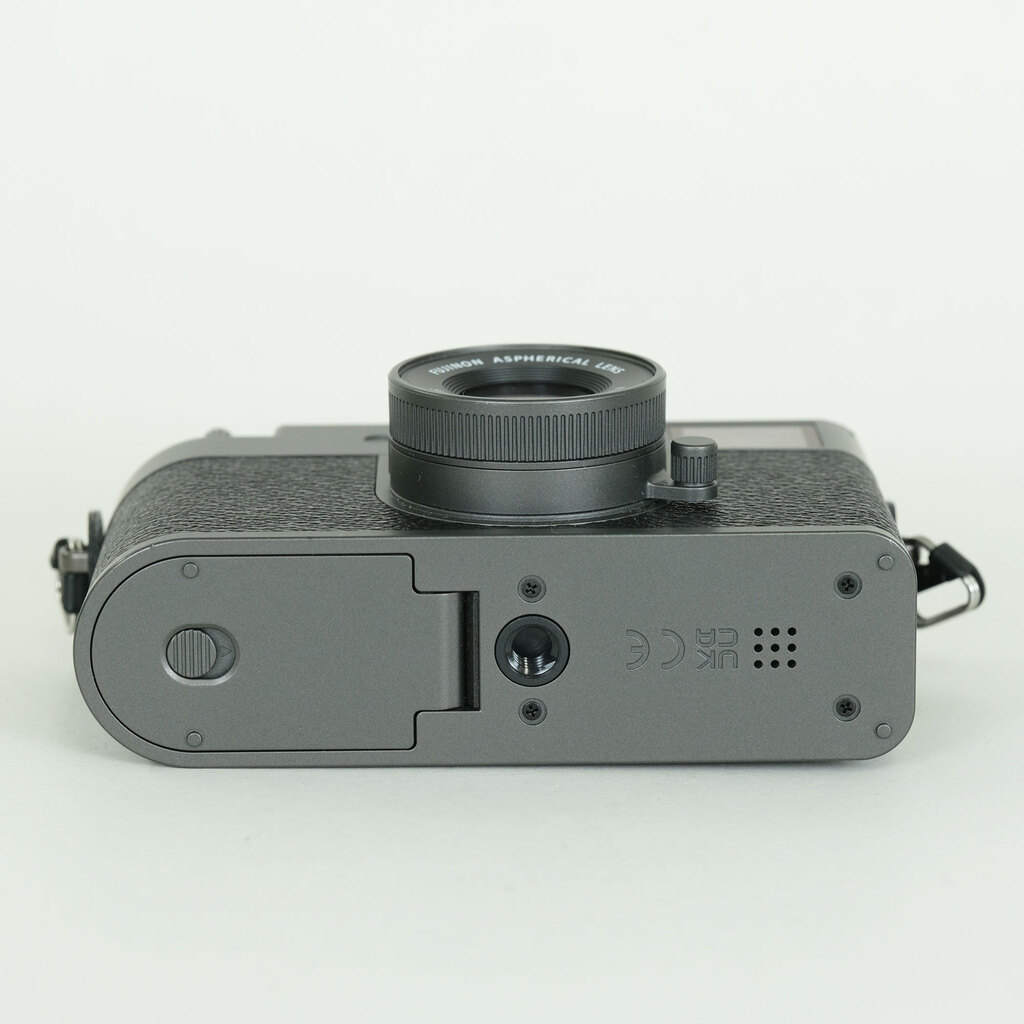 FUJIFILM X half X-HF1 FUJIFILM X half X-HF1