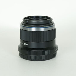 OLYMPUS M.ZUIKO DIGITAL 45mm F1.8