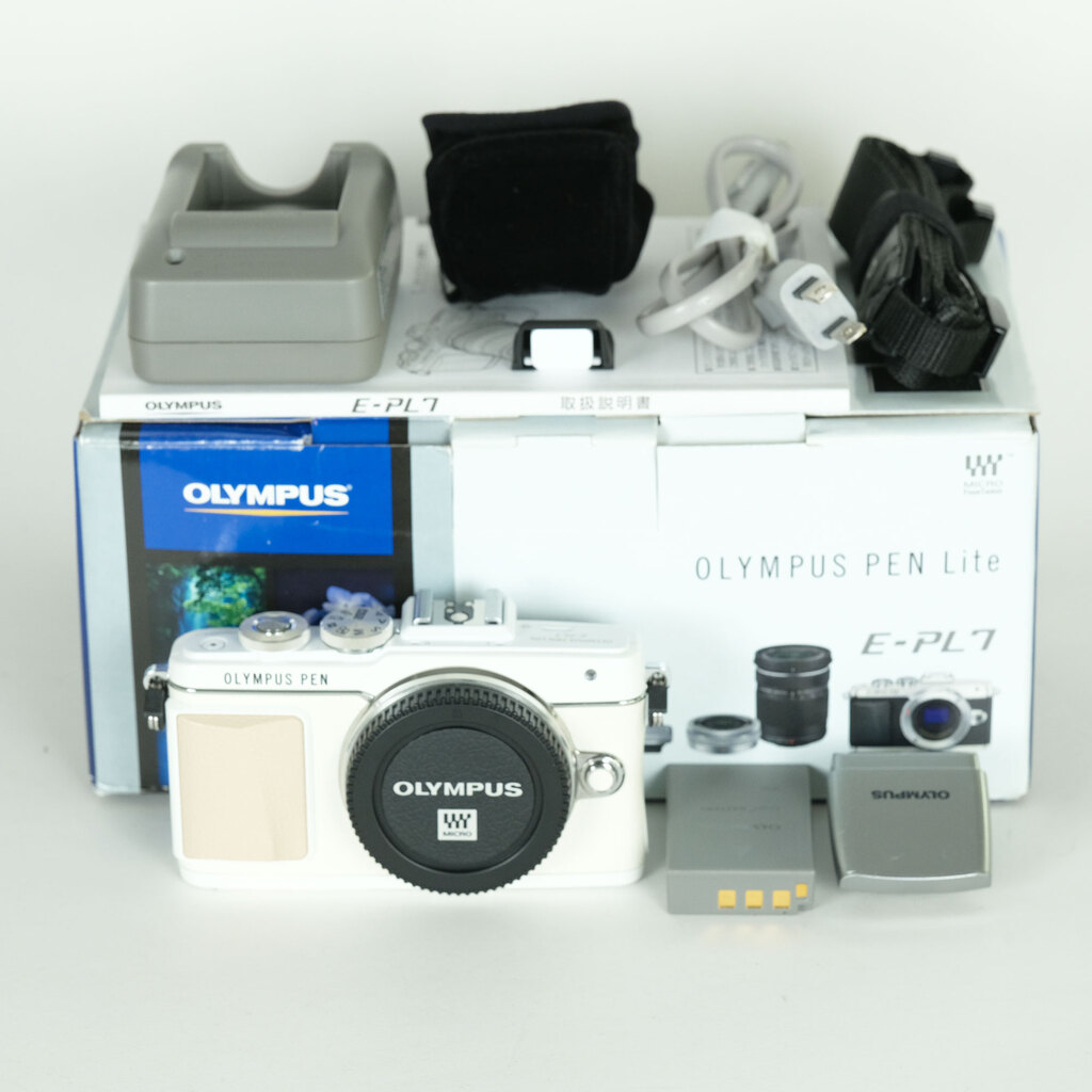 OLYMPUS PEN Lite E-PL7 ボディ ホワイト OLYMPUS PEN Lite E-PL7 ボディ ホワイト