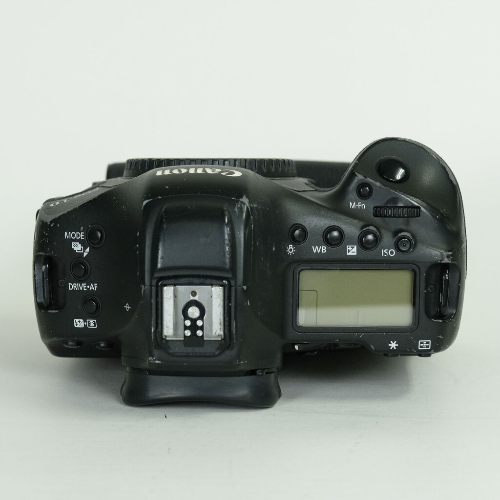 Canon EOS-1D X Mark II