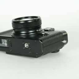 FUJIFILM X10 ブラック
