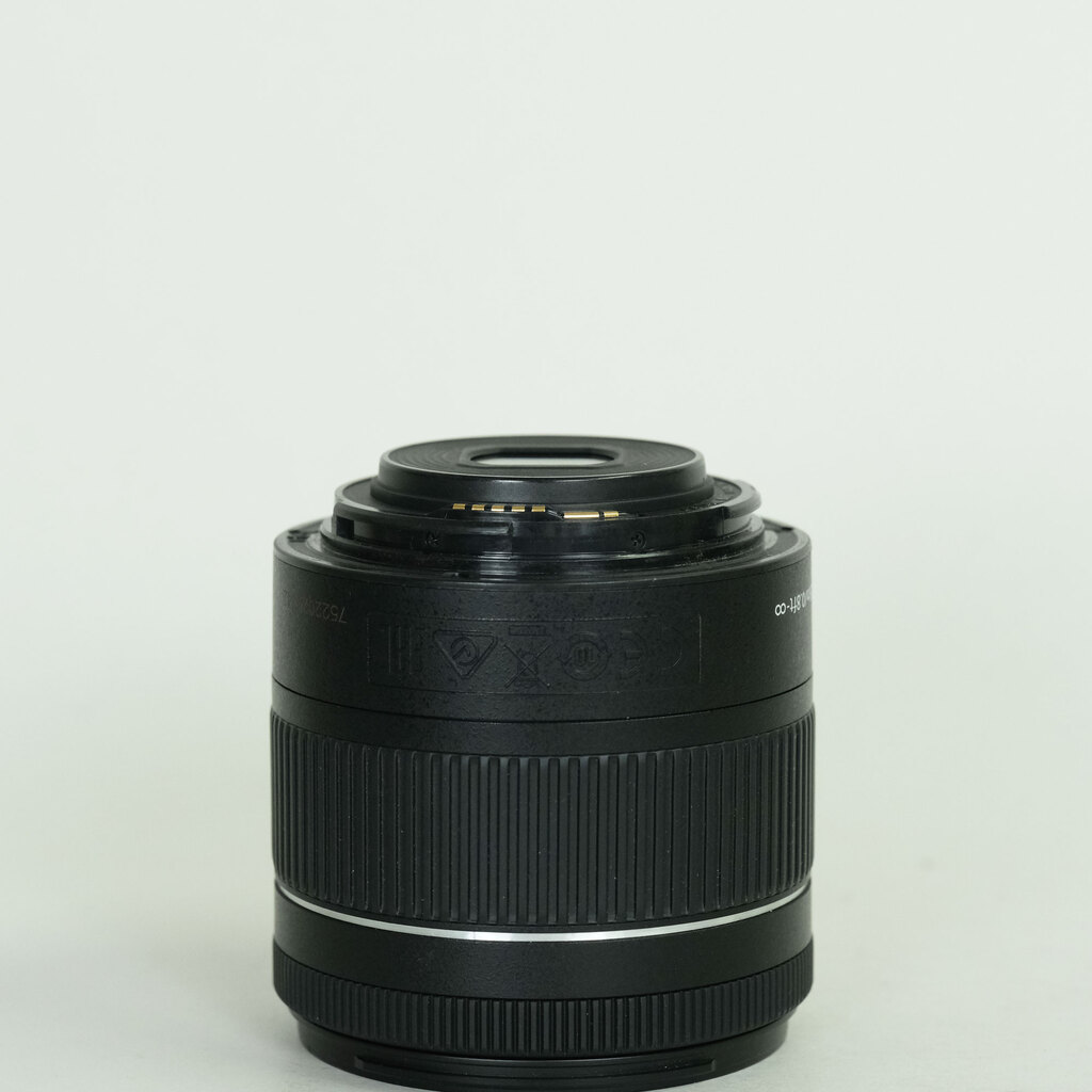 Canon EF-S18-55mm F4-5.6 IS STM