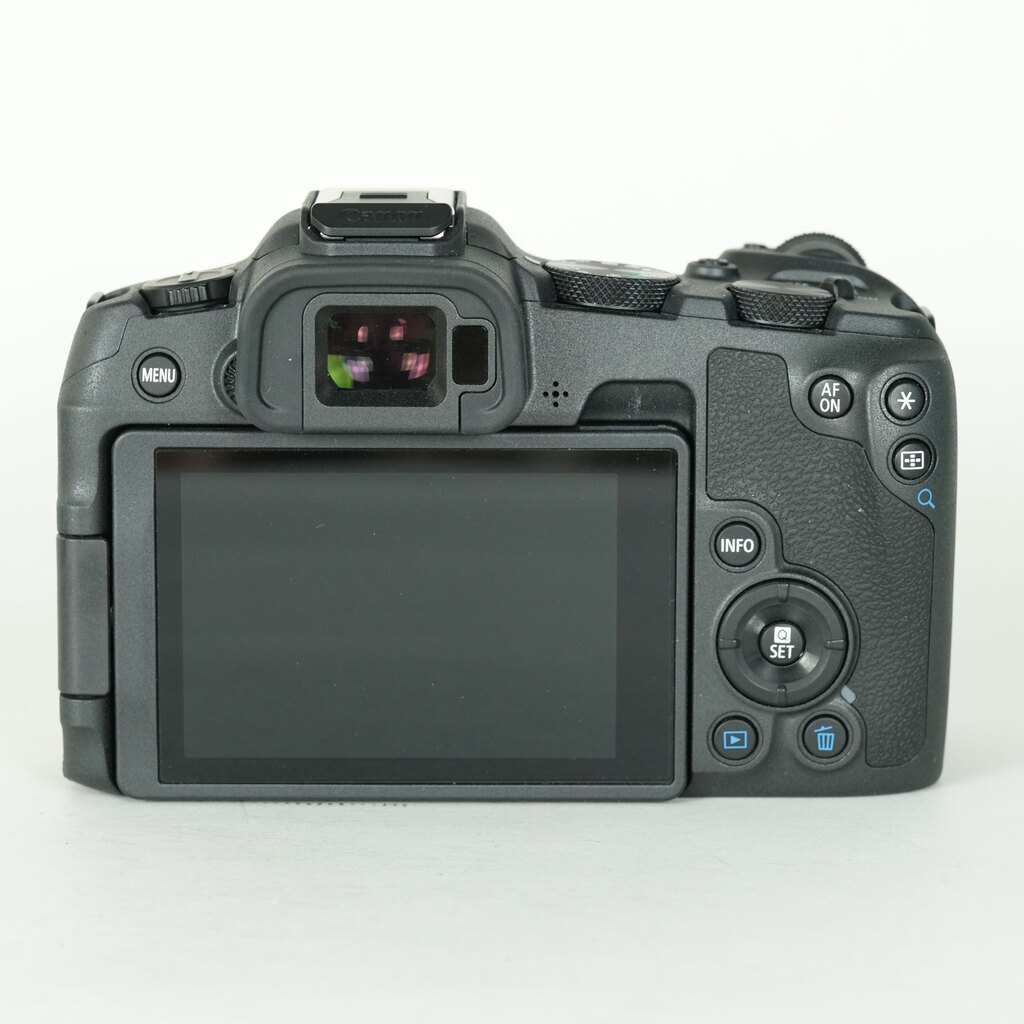 Canon EOS R8 Canon EOS R8